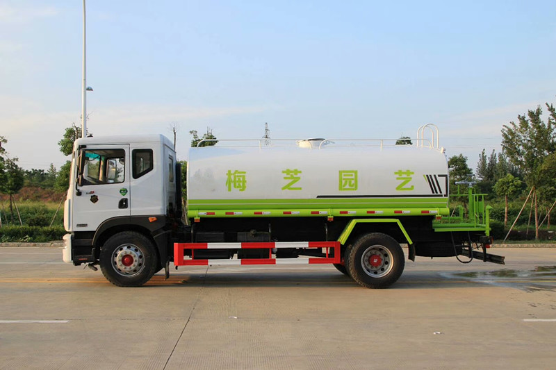 程力集團(tuán)12噸灑水車價格